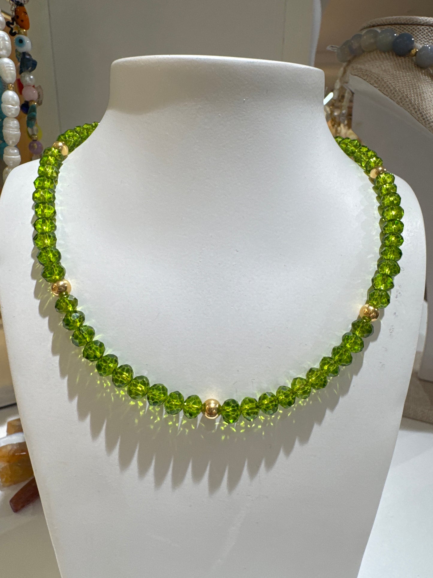 AG713 Collar cristal Checo semi mediano + dije