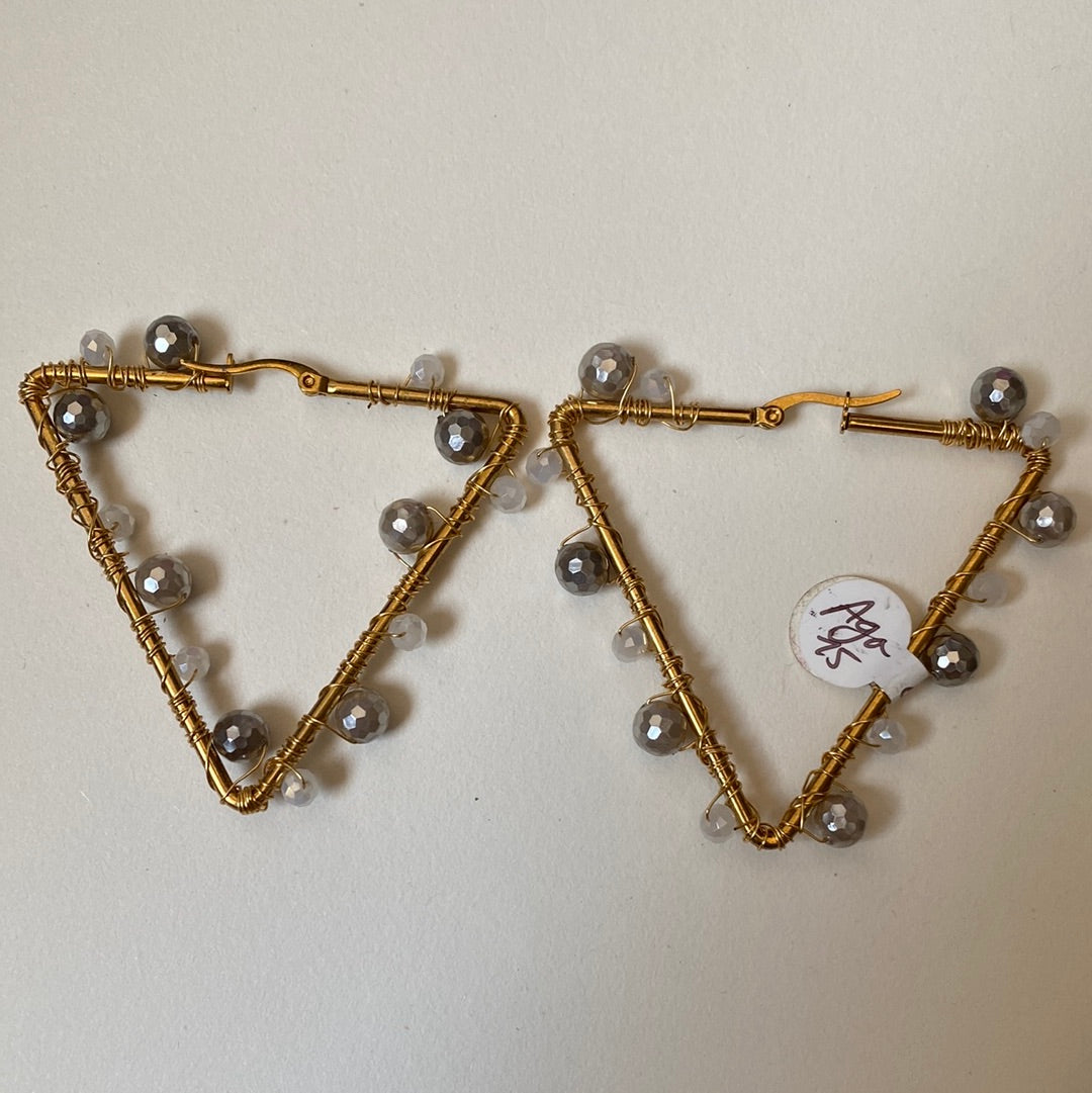 063 Argollas acero triangulo invertido