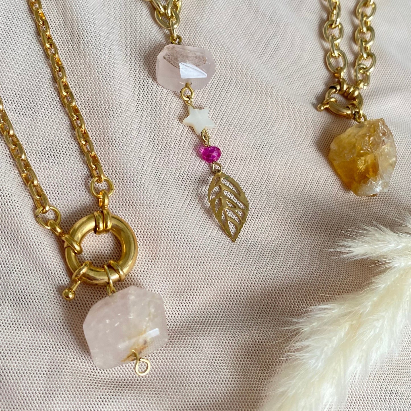 134 Collar dijes cuarzo