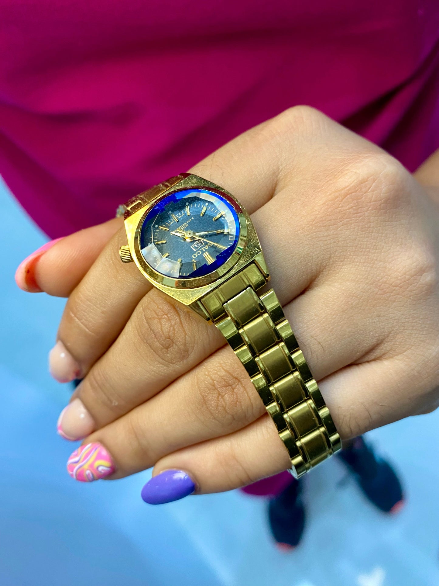 530 Reloj acero inoxidable dorado