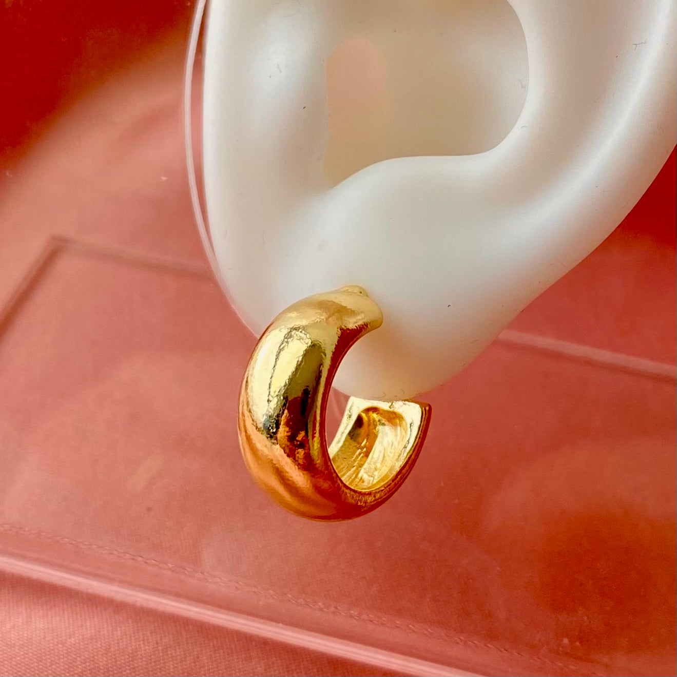 564 Argolla pequeña dorada maxi