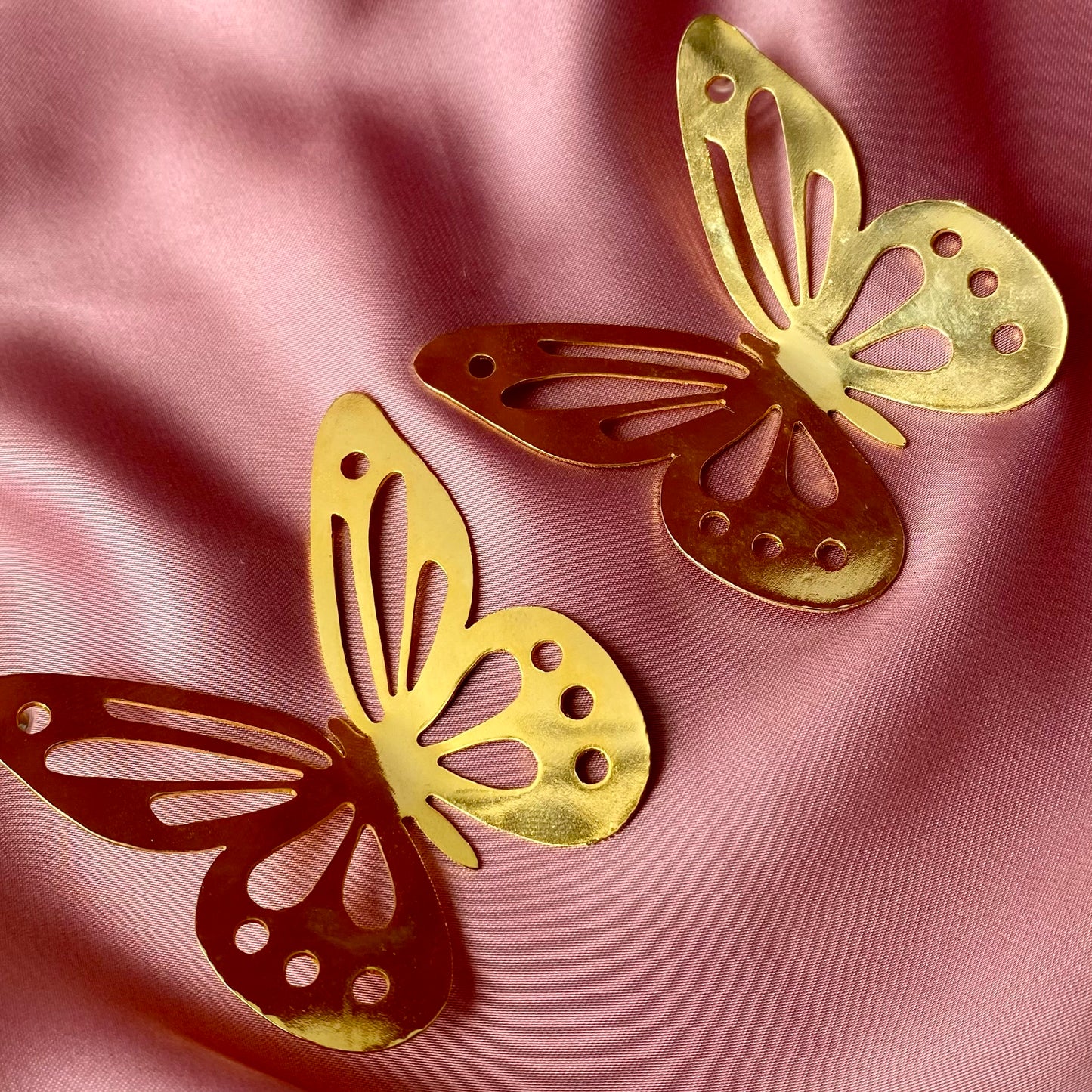 284 Aretes mariposas orfebrería