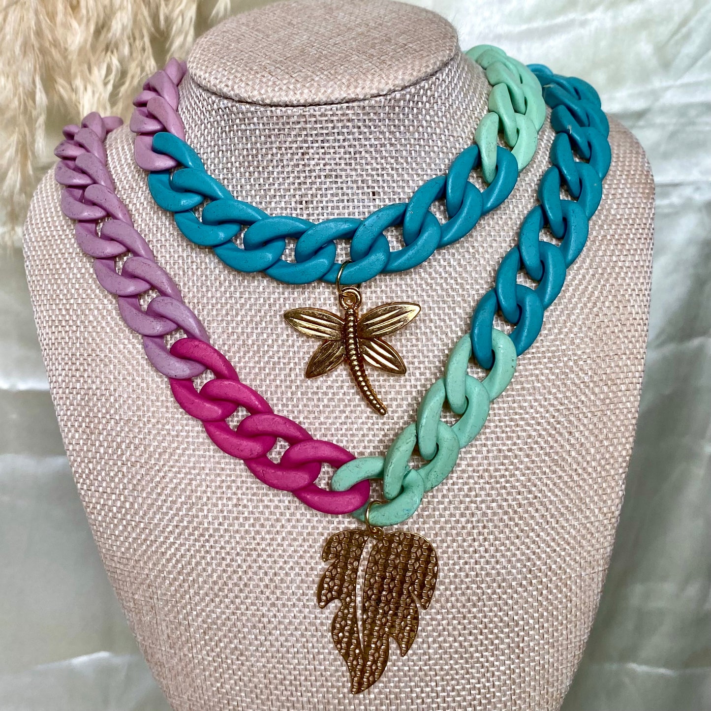 Collares cubano y dije de libélula