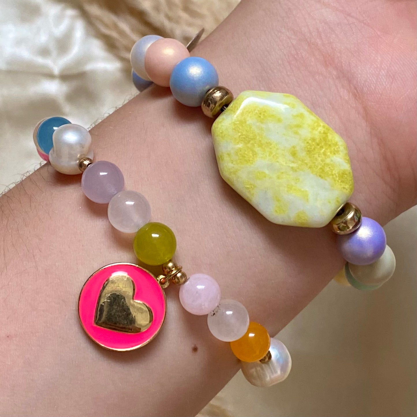 Pulsera cuarzos varios, cristal y nácar