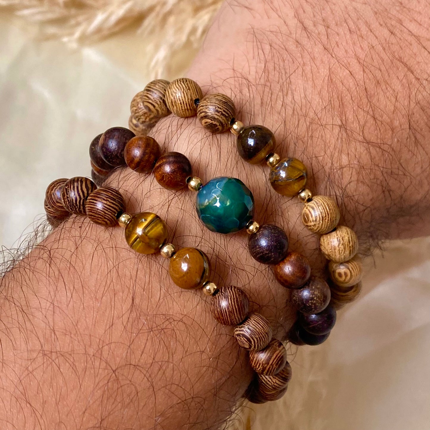 Pulseras de hombre de madera