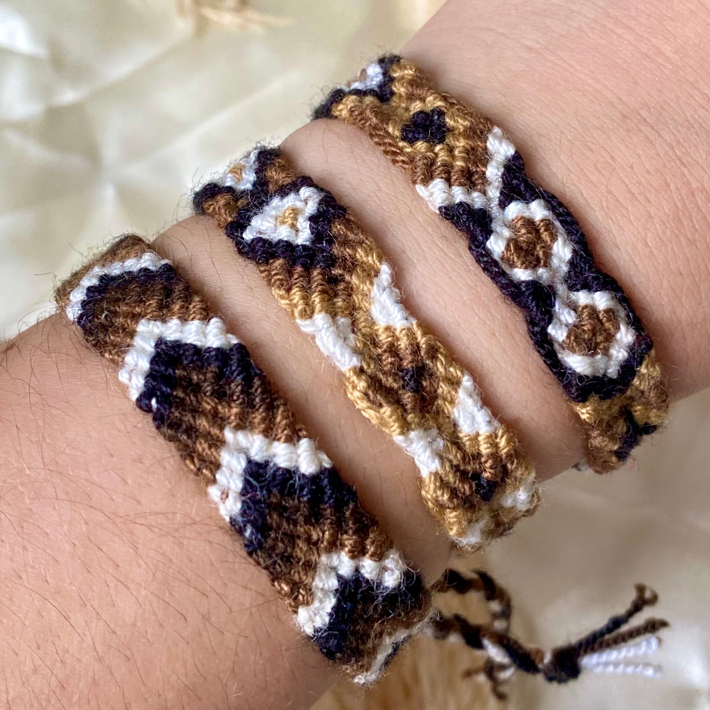 636 Pulseras Wayuu tejidas a mano