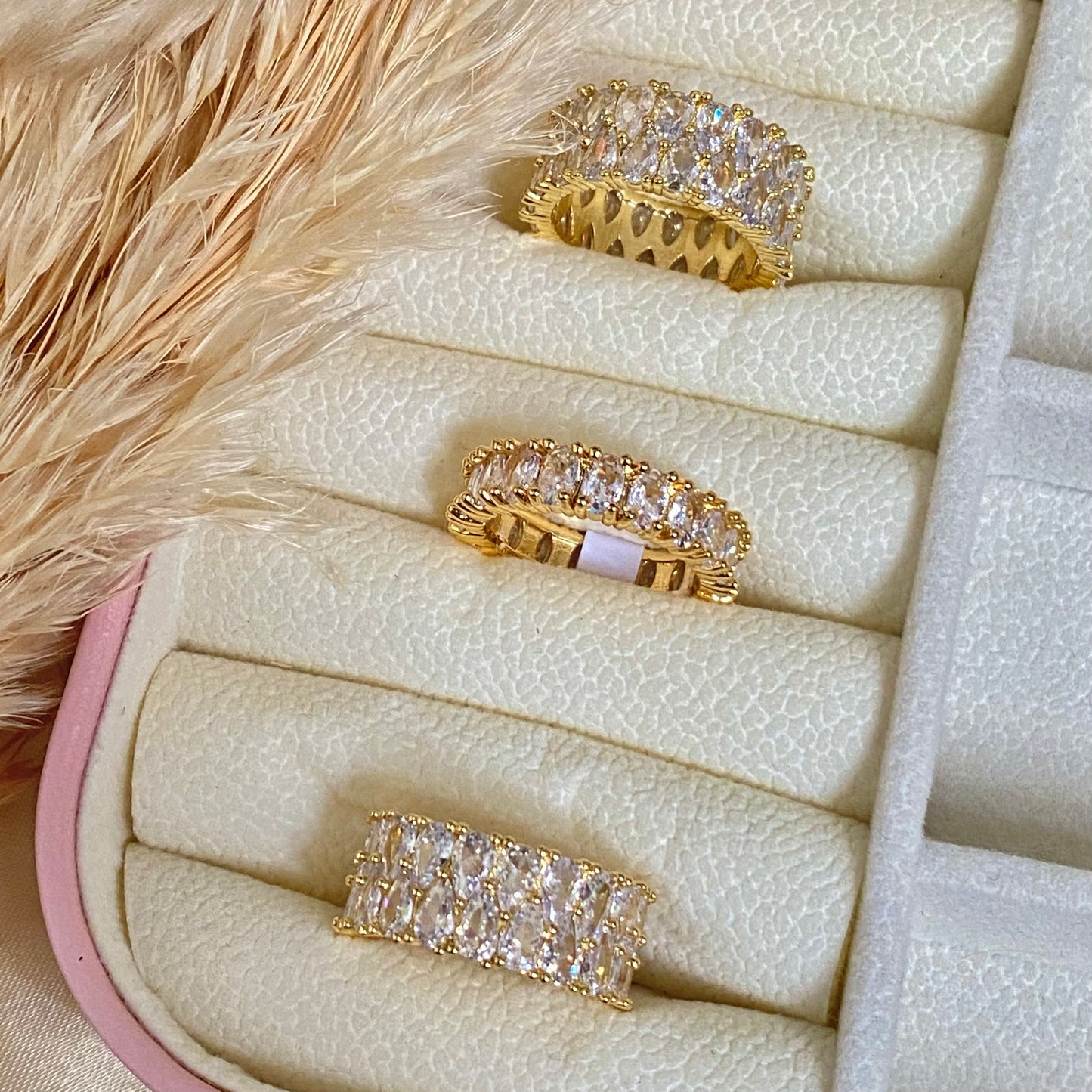 Anillo de Cristales Grueso