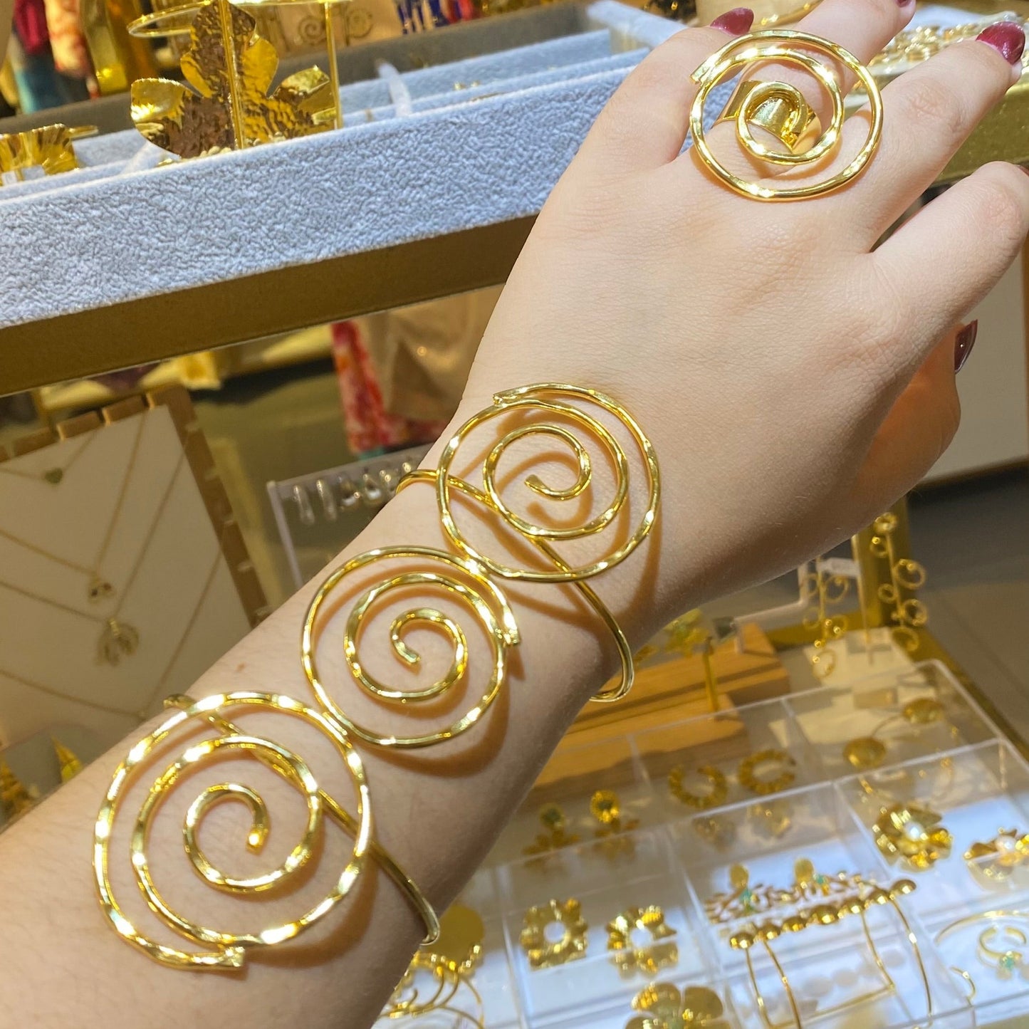 Brazalete Formas Triples Orfebrería / Oro