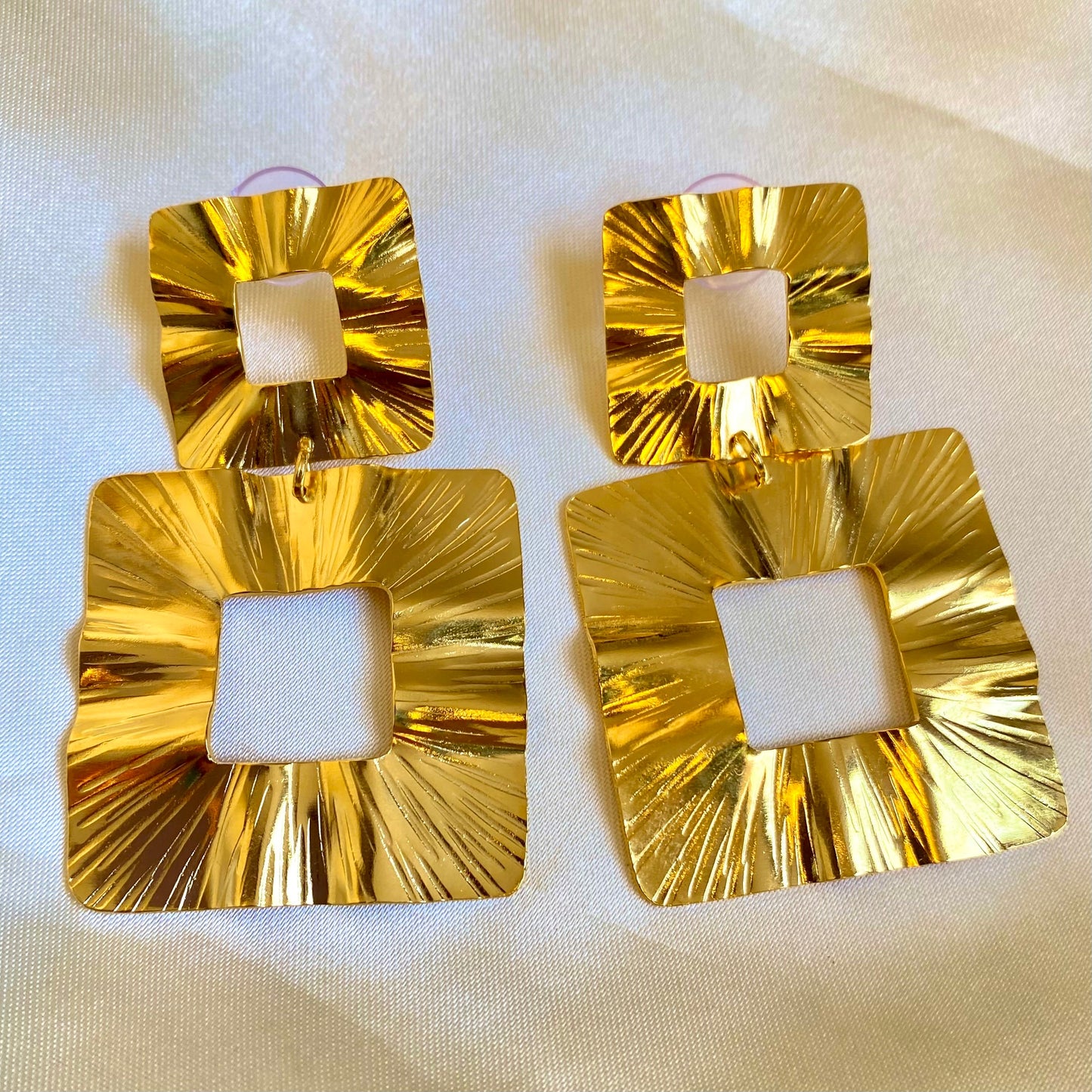 Maxi Aretes cuadros texturizados dobles Orfebrería / Oro