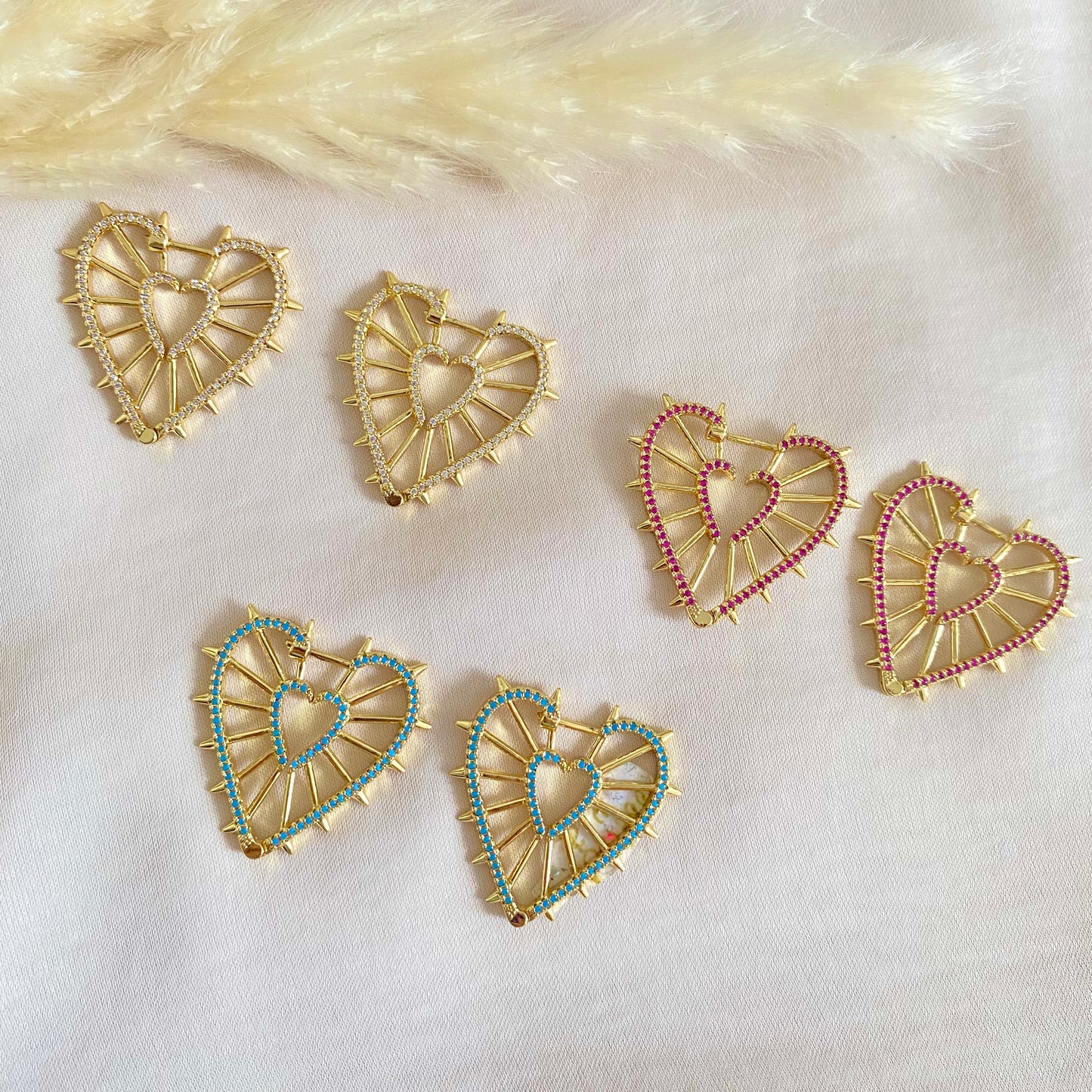 388 Hops de rodio de corazón con puntas y circones de colores