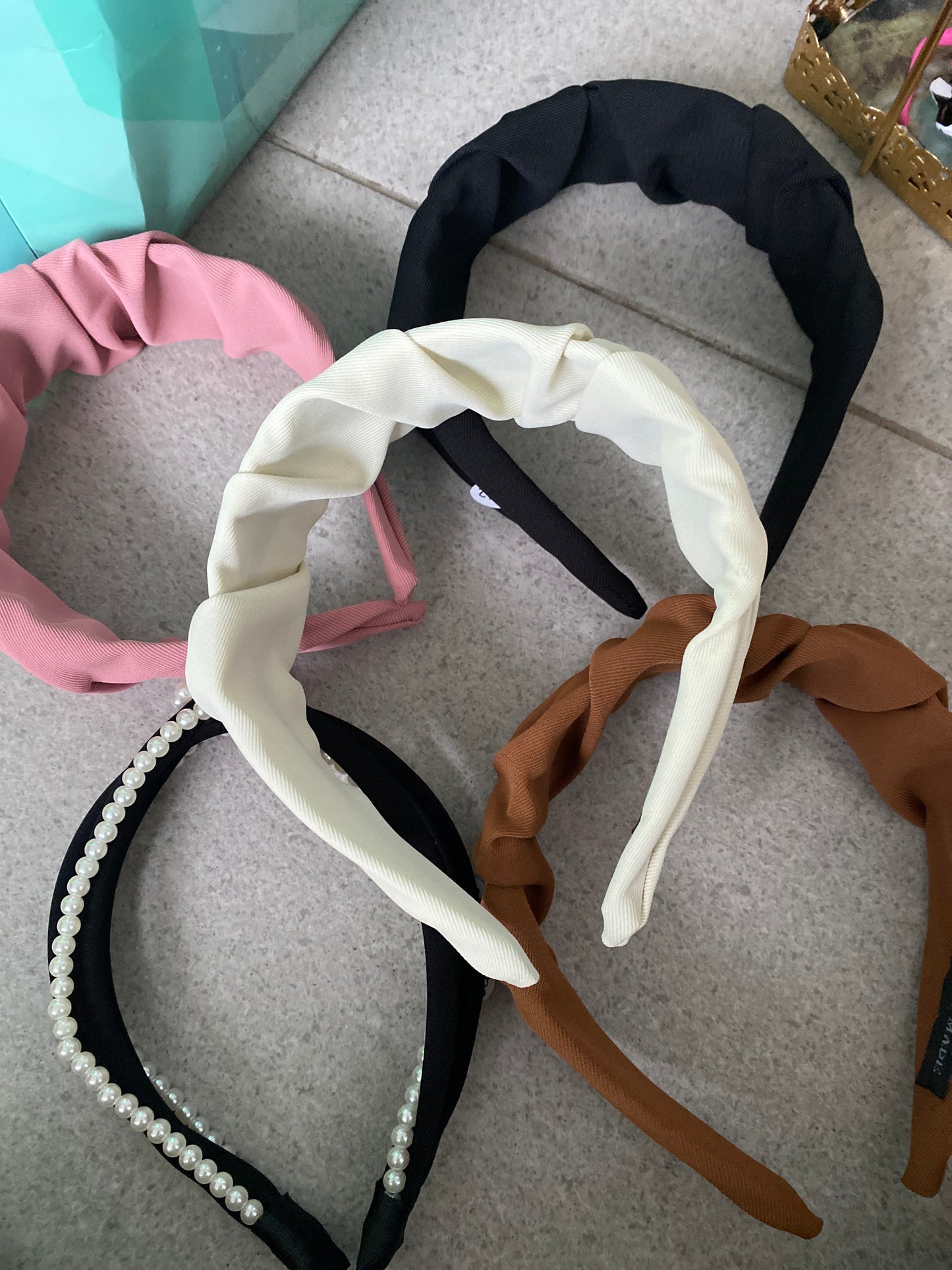 608 Diademas de encaje, anudadas y perlas