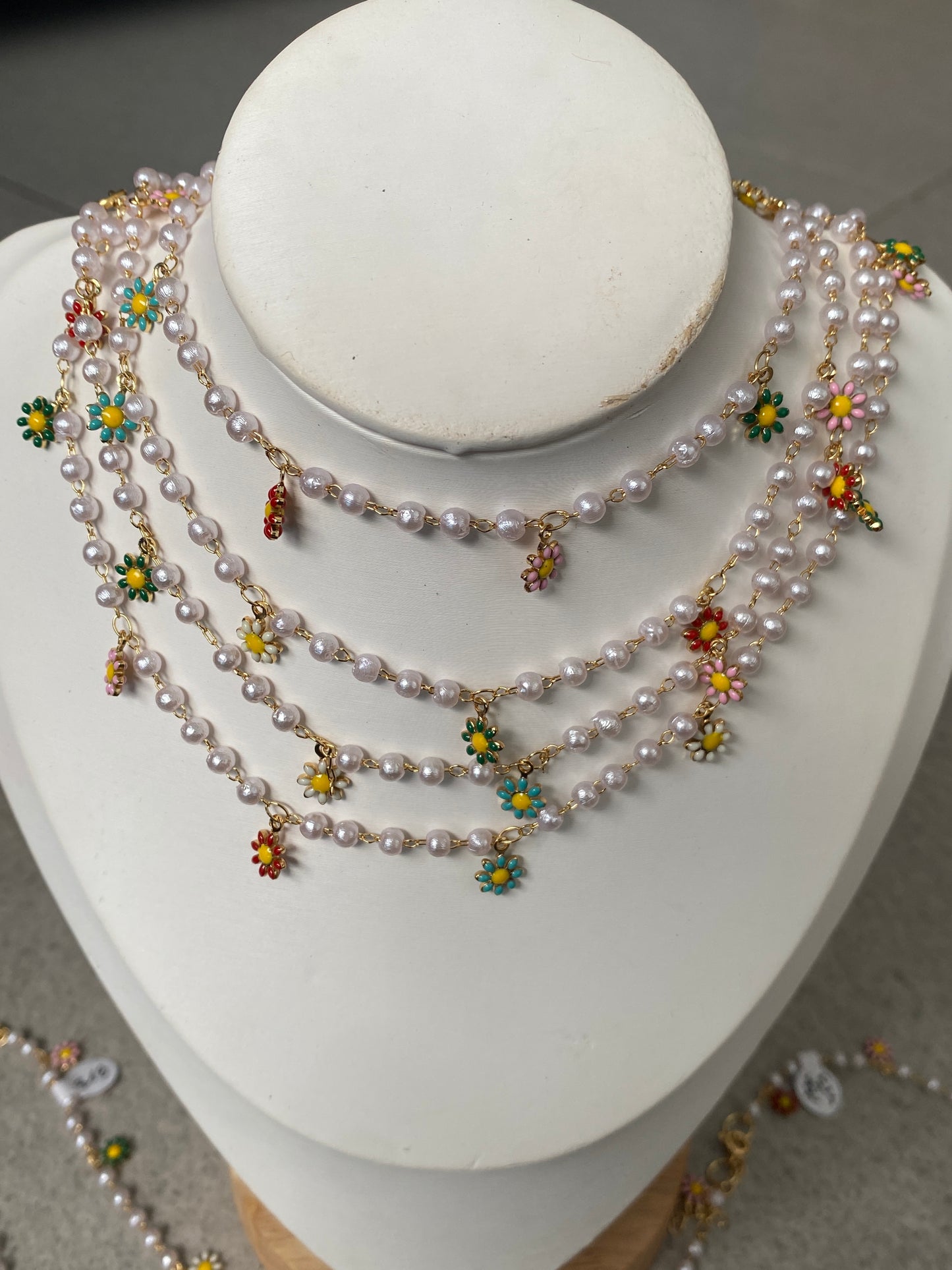 453 Choker/Collar Perlas y Margaritas Coloridas