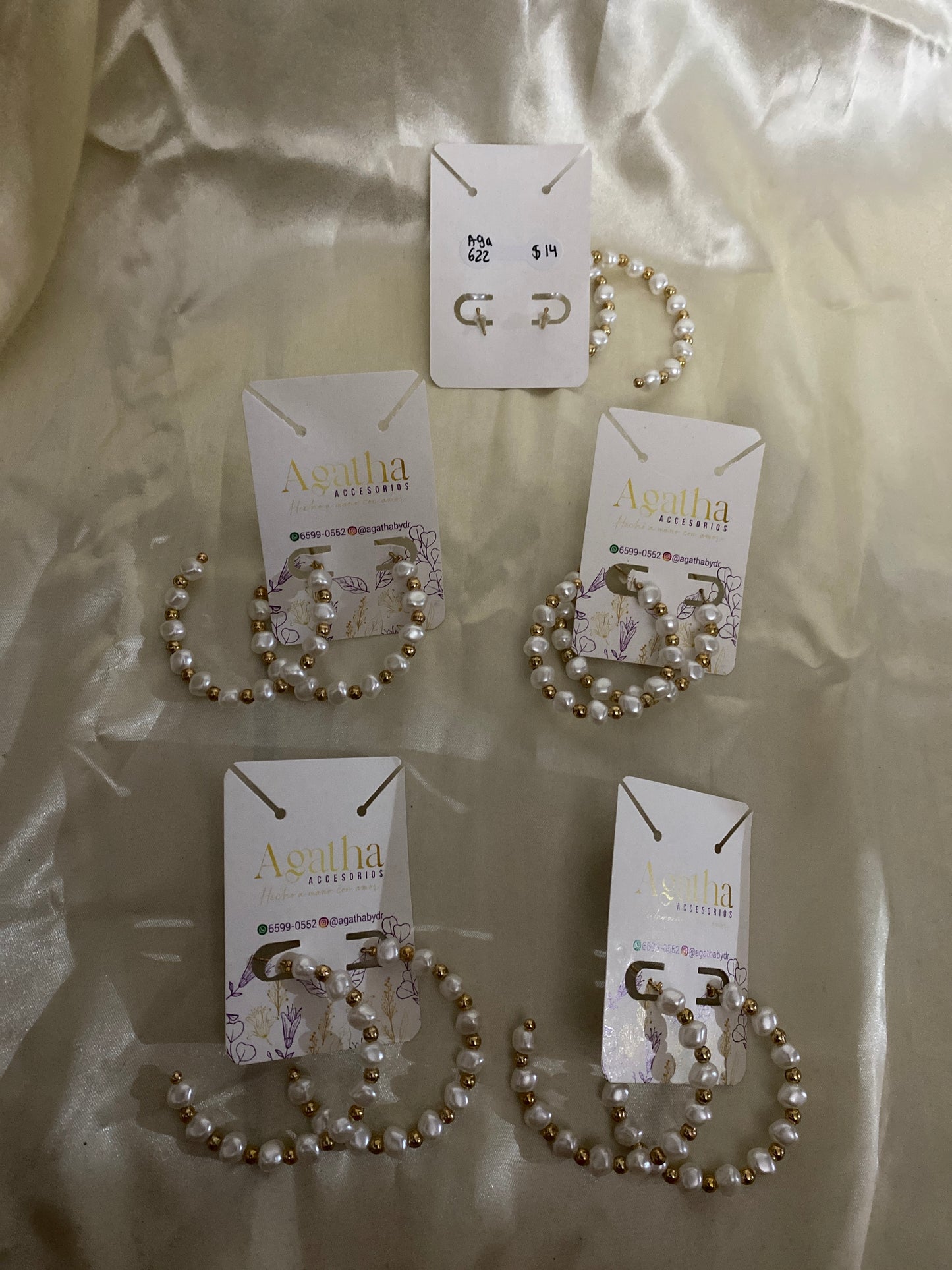 622 Argollas de perlas artificales