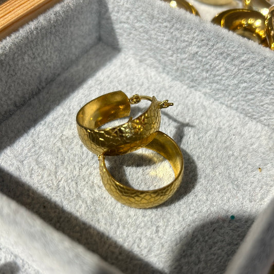 501 Argollas con textura y lisas gruesas- Acero pequeñas