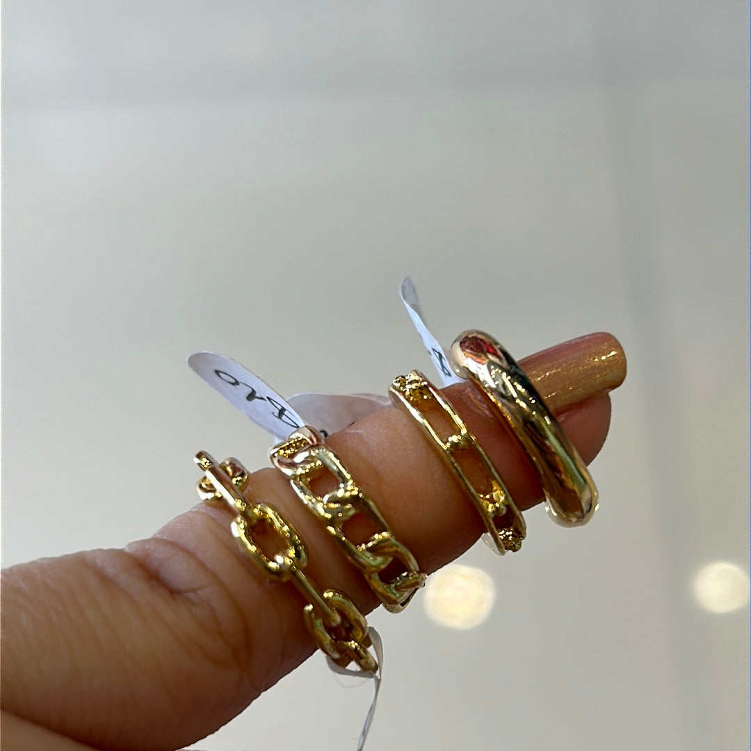588 Ear cuff dorado variado