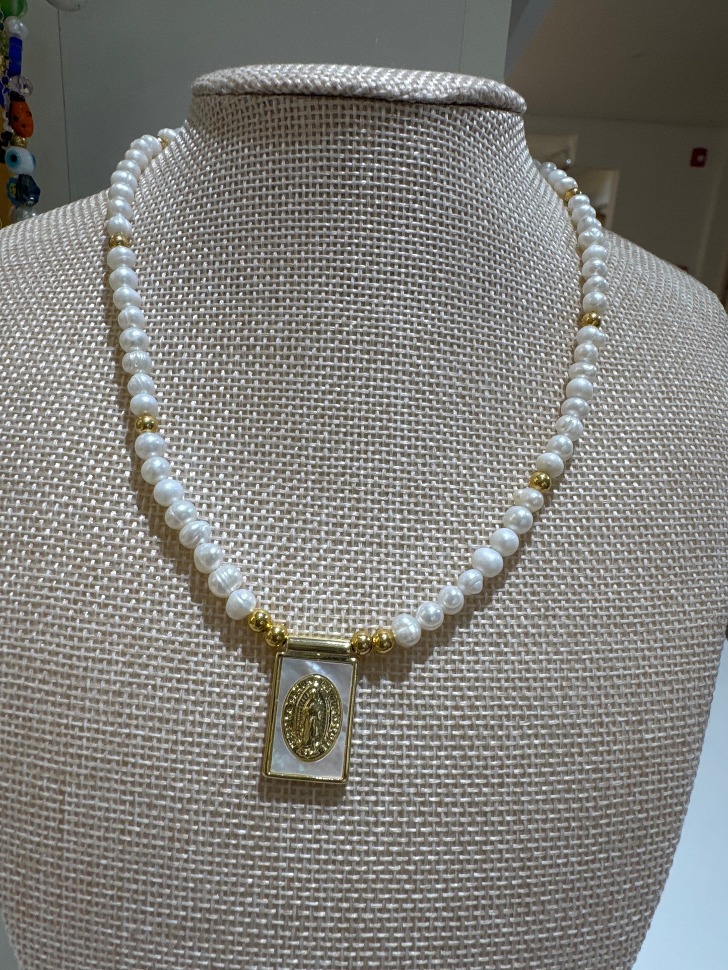 AG107 dije nácar