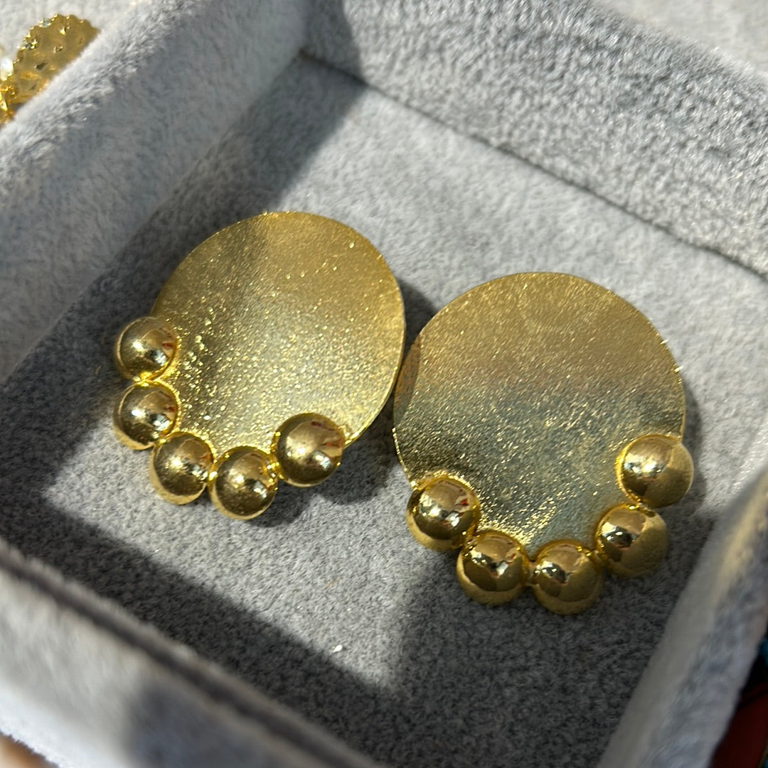 412 Aretes orfebrería círculos con 5 bolas